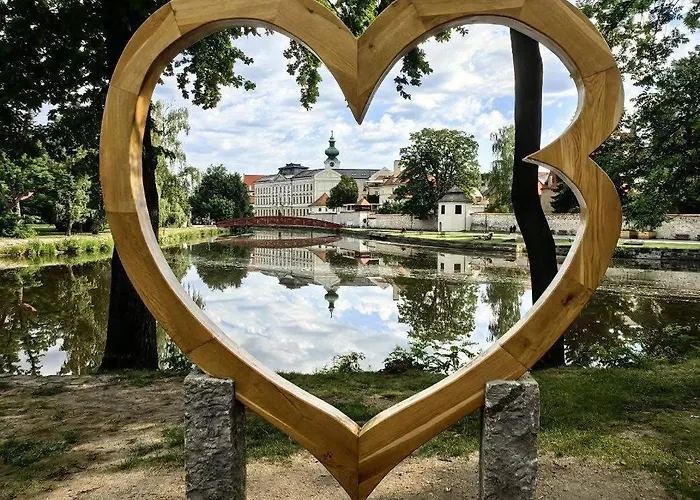 לינה וארוחת בוקר Hradebni 16 צ'סקה בודיוביצה